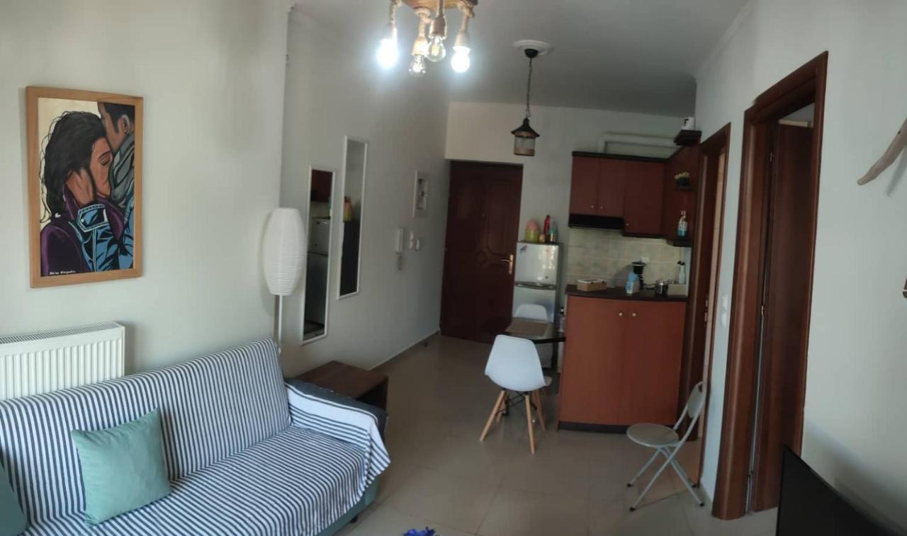 F.K Room 2 Aigio Exterior photo